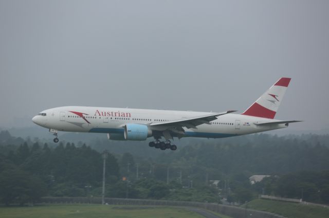 Boeing 777-200 (OE-LPD)