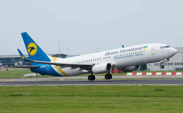 Boeing 737-800 (UR-PSG)