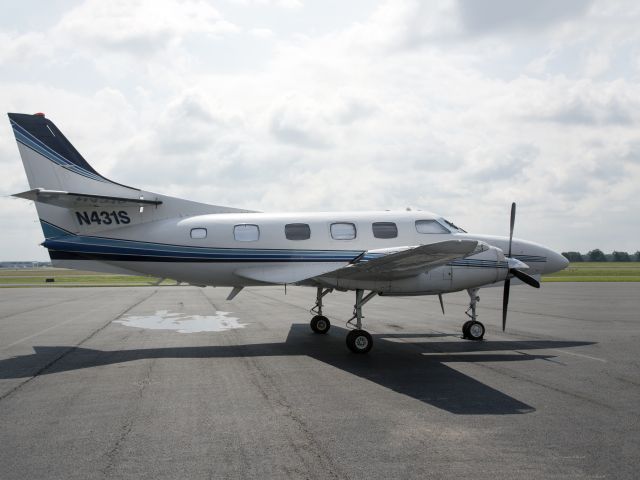 Fairchild Dornier SA-227DC Metro (N431S) - A fast aircraft. Garrett engines.