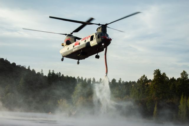 N404AJ — - 4AJ picking up water at Goldwater Lake, Prescott, Arizona, fighting the Crooks Fire