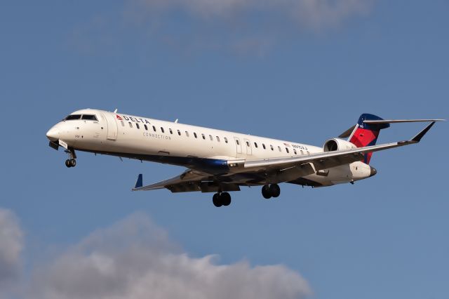 Canadair Regional Jet CRJ-900 (N915XJ) - 28th October, 2023: Wearing Delta livery - operated by Endeavor Air - on short finals to runway 24R at Toronto's Pearson International Airport