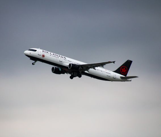 C-GIUB — - Spotting at LAX, May 2024