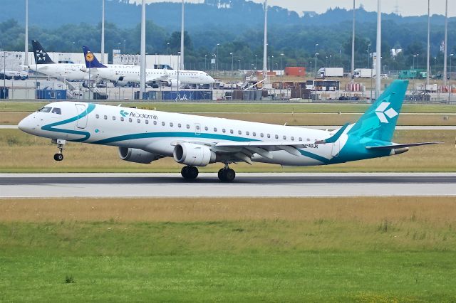 Embraer ERJ-190 (I-ADJK)