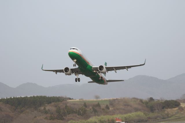 Airbus A321 (B-16211) - 05 May 2015:HKD-TPE.