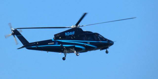 Sikorsky S-76 (N34HF) - About to touch down is this 2005 Sikorsky S-76C ++ Rotorcraft in the Autumn of 2023.