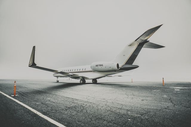 Bombardier Global Express (N878HL) - Email me for the 23 megapixel high resolution image! fleishelja@gmail.com 