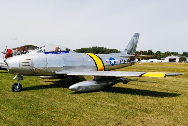 North American F-86 Sabre (N86JR)