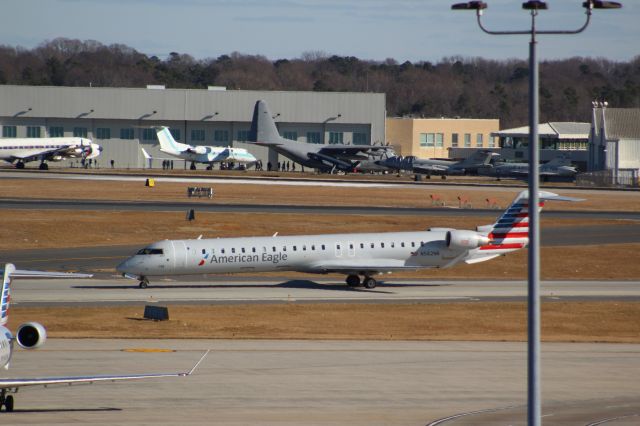 Canadair Regional Jet CRJ-900 (N582NN)