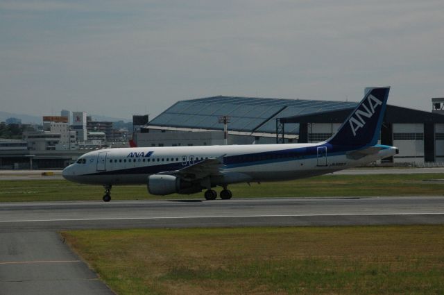 Airbus A320 (JA8997)