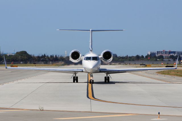 Gulfstream Aerospace Gulfstream IV (N214BM)