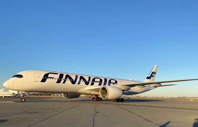 Airbus A350-900 (OH-LWA) - Thanks Nicole