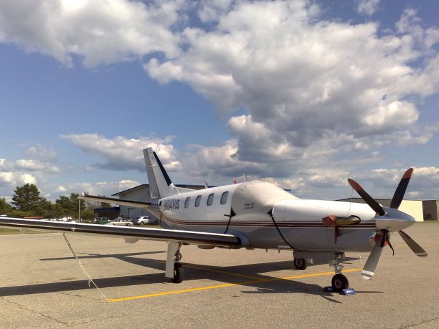 Socata TBM-700 (N84HS)