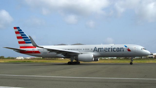 Boeing 757-200 (N176AA)