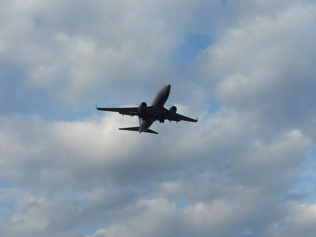 Boeing 737-700 (N25705)