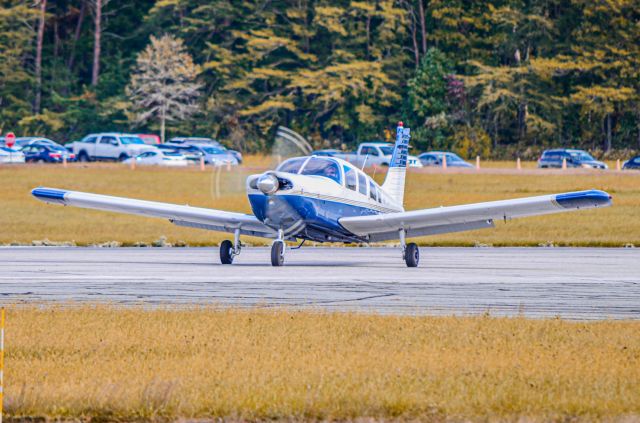 Piper Saratoga (N143DW)