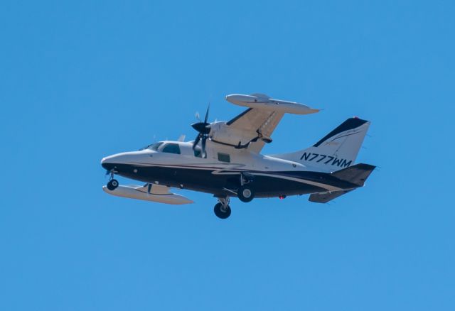 Mitsubishi MU-2 (N777WM)