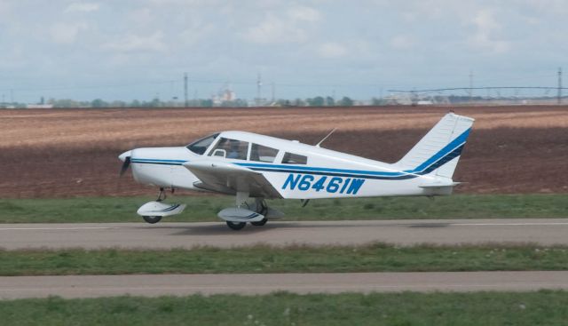 Piper Cherokee (N6461W)