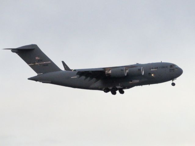 Boeing Globemaster III (97-0048) - RHINO60 (445th Airlift Wing/89th Airlift Squadron) landing on runway 15, they would later go back to Wright-Patterson AFB (11/19/20) 