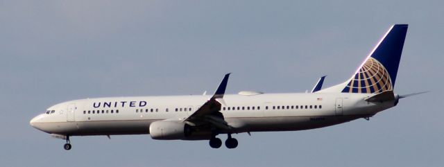 Boeing 737-900 (N66814)