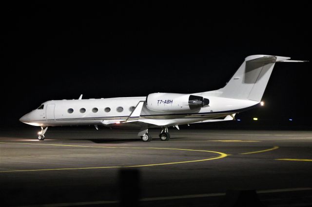 Gulfstream Aerospace Gulfstream IV (T7-ABH) - Aeroporto de Santa Maria - LPAZ - Azores 20/11/2020