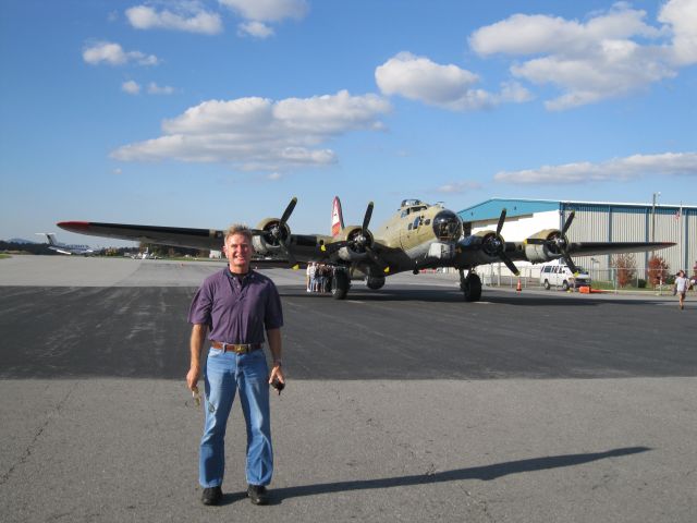 Boeing B-29 Superfortress (23-1909) - B-29 @ KAVL