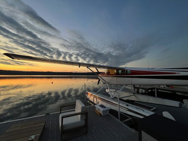 Cessna Skywagon 180 (N2821K) - Sunrise over Lake Sammamish