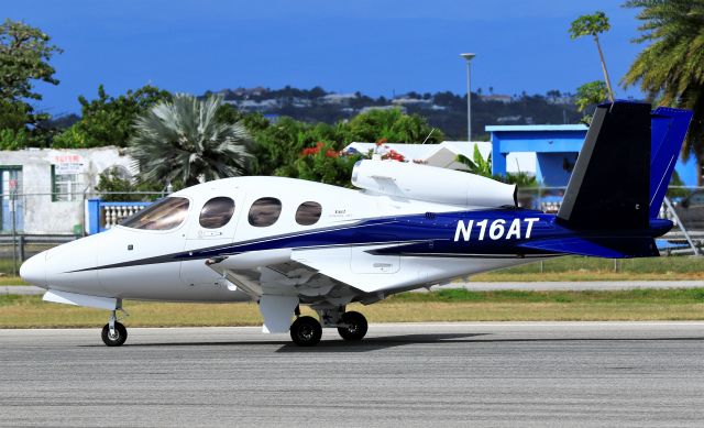 Cirrus Vision SF50 (N16AT)