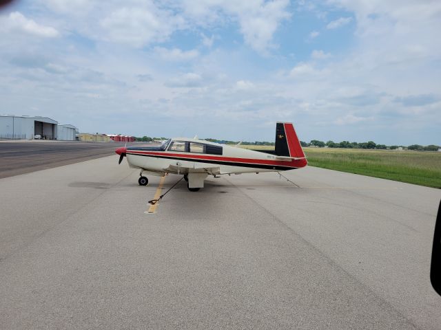 N5671Q — - Aircraft parked.