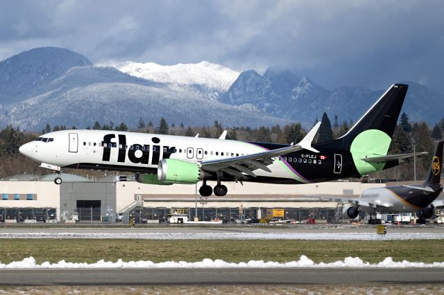 Boeing 737 MAX 8 (C-FLEJ)