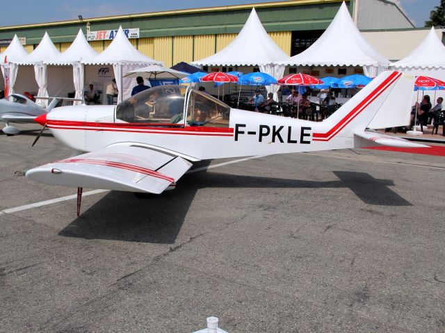 F-PKLE — - Cannes air show 12 juin 2014