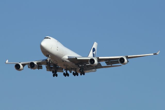 Boeing 747-400 (4X-ICK) - 12/07/2024:br /Cargo flight JFK > TLV, final to runway 12.