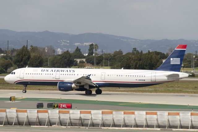 Airbus A321 (N183UW) - N183UW  Airbus  A321-211  AWE  KLAX  20130306  4876