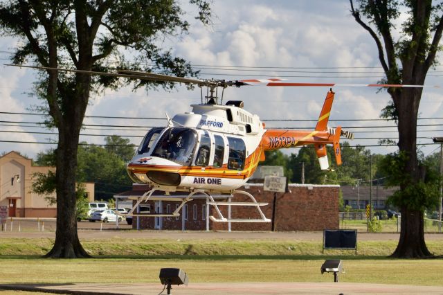 Bell 407 (N613PA) - Pafford Air One Delta departing Bolivar Medical Center with her “Delta” emblem removed