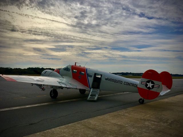 Beechcraft 18 (N5552A)