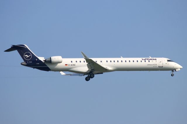 Canadair Regional Jet CRJ-900 (D-ACNC)