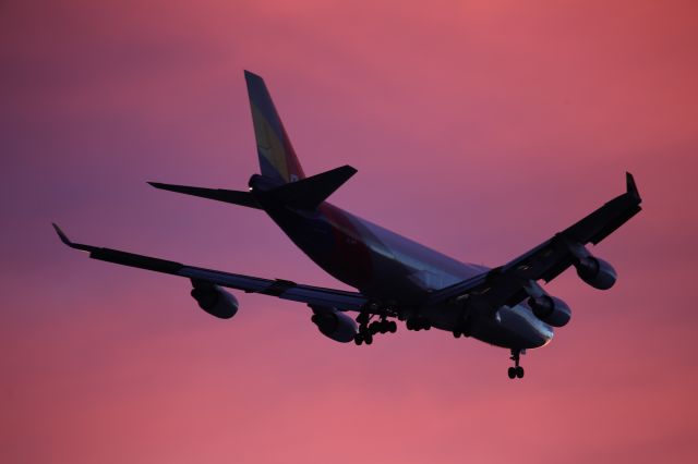 Boeing 747-400 (HL7419)