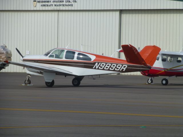 Beechcraft 35 Bonanza (N9899R)