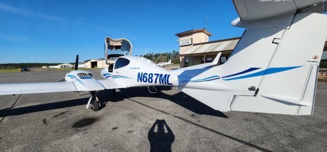 Diamond Twin Star (N687ML) - Fuel stop at HDC Top Gun FBO