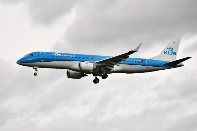 Embraer ERJ-190 (PH-EZH) - KLM Cityhopper - Embraer ERJ-190STD (PH-EZH) Midday arrival at NCL ex AMS (Photo May 2017)