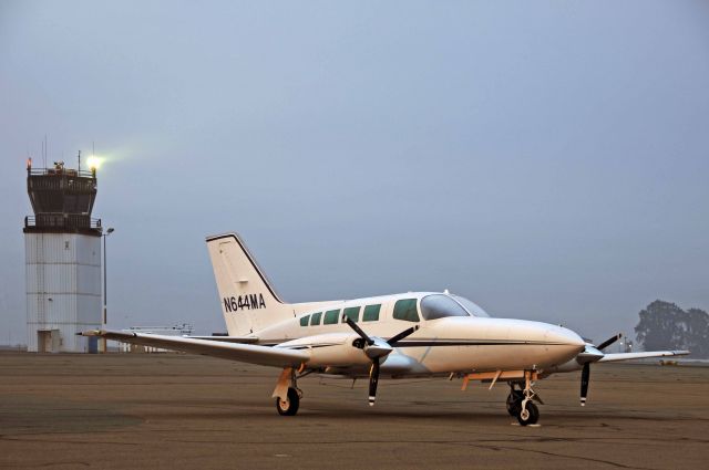 Cessna 402 (N644MA)