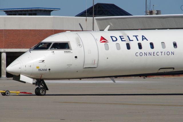 Canadair Regional Jet CRJ-900 (N200PQ) - Heading to ATL.