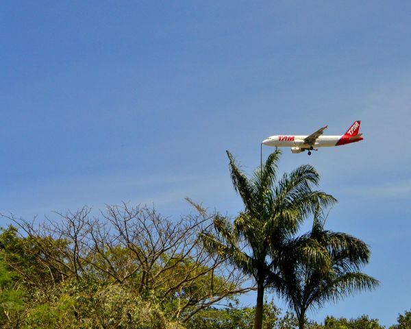 Airbus A320 —