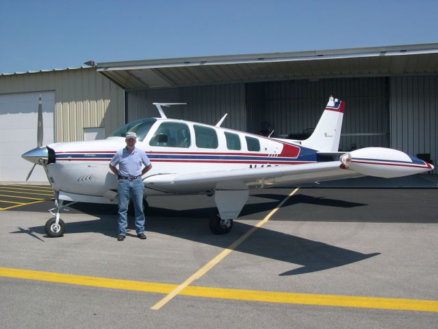 Beechcraft Bonanza (36) (N4281S)