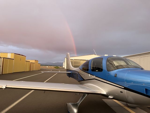 Cirrus SR-22 (N272TM) - This is my personal airplane and wanted to submit a profile picture 