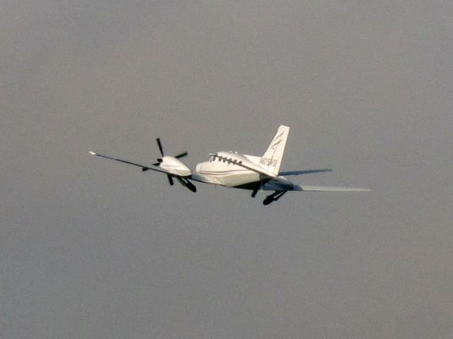 Cessna Conquest 1 (N425WD) - Take off runway 26.