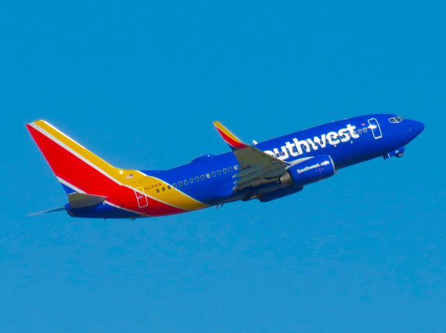 Boeing 737-700 (N218WN)