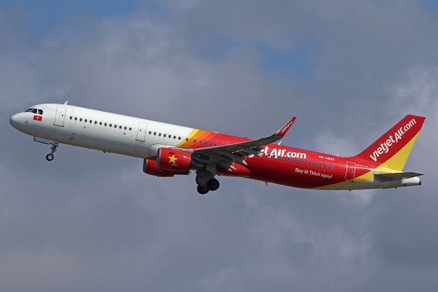 Airbus A321 (VN-A683)