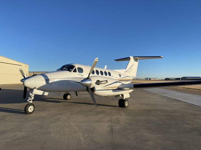 Beechcraft Super King Air 200 (N87699)