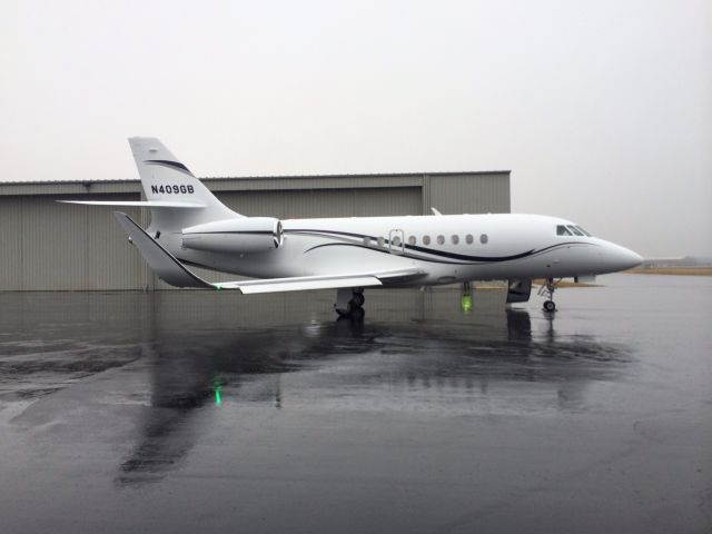 Dassault Falcon 2000 (N409GB)