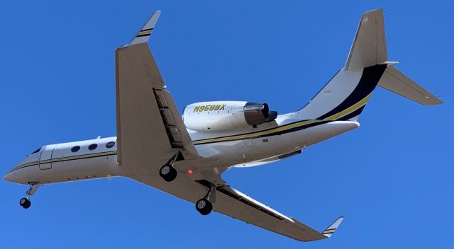 Gulfstream Aerospace Gulfstream IV (N958BX)